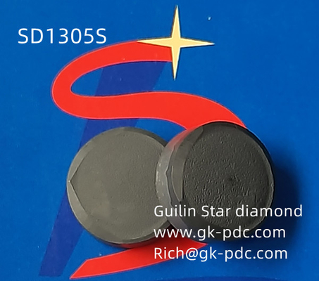 Διαμορφωμένα ροδάκινο ένθετα SD1305 PDC για τα κομμάτια τρυπανιών αγκύρων 30mm 32mm