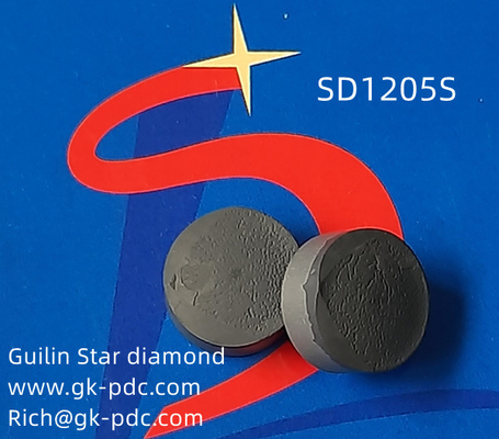 Πολυκρυσταλλικό διαμάντι ISO9001 PDC συμπαγές για τα κομμάτια τρυπανιών αγκύρων 28mm